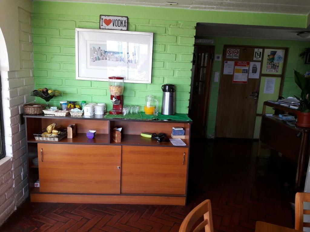 Hostal Recuerdos De Familia Valparaiso Luaran gambar